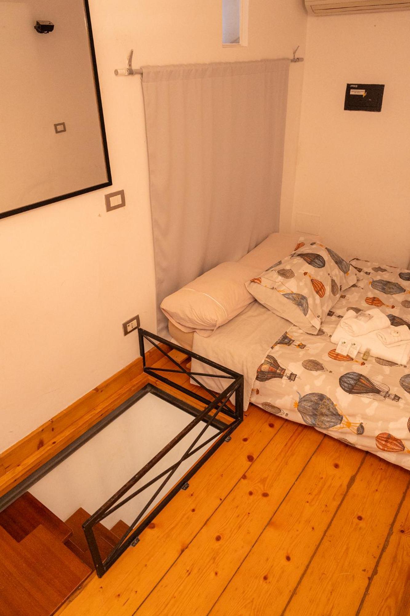 Homehouse Serpenti - Colosseum - Rione Monti โรม ห้อง รูปภาพ